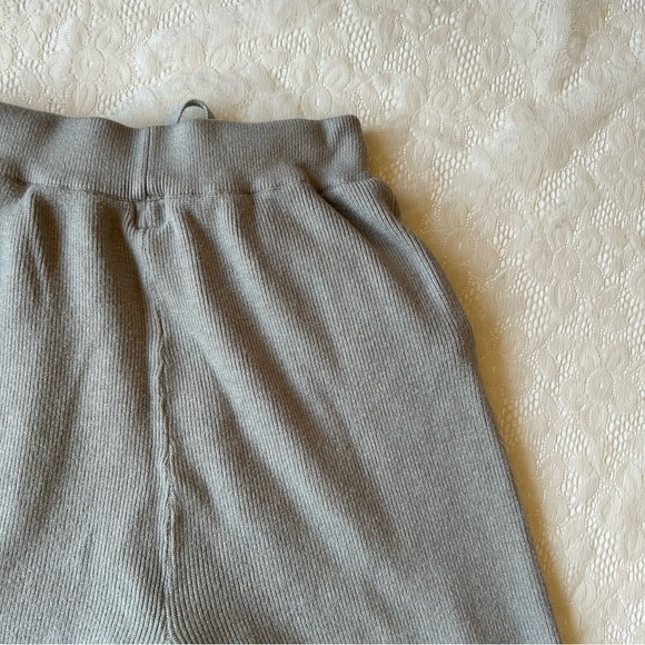 LUXE by Priv Ribbed knit joggers size medium - Picture 11 of 14
